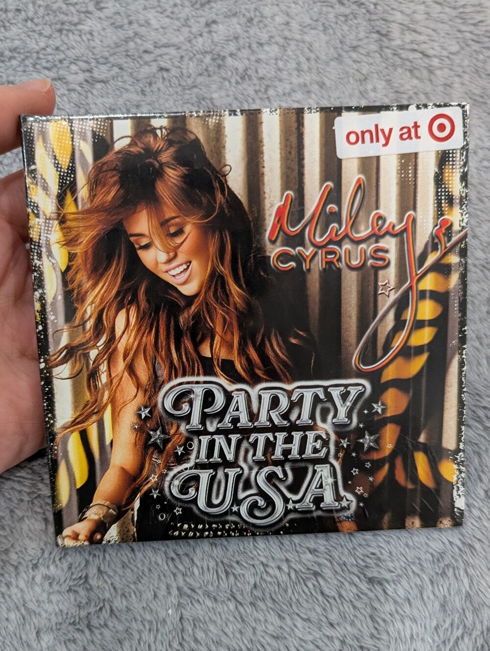 Miley Cyrus Part In The USA TinyVinyl